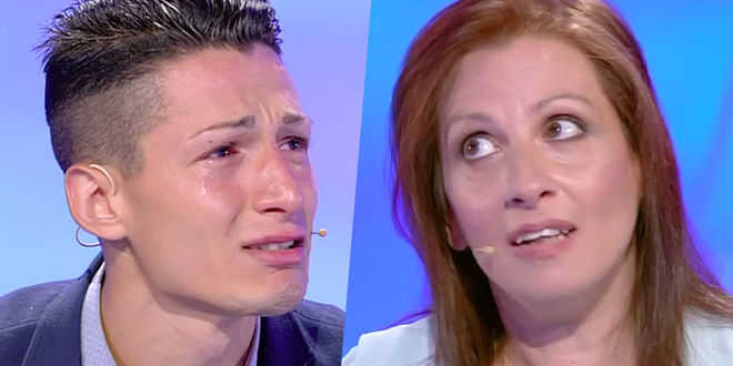 C’è posta per te: mamma rinnega i figli, poi la rivelazione shock su Facebook