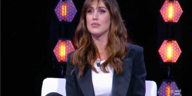 Isola dei Famosi 2021, Cecilia evita di nominare Francesco