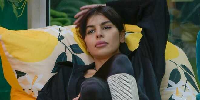 GF Vip, chi è davvero Dana Saber? I nomi falsi e i gossip sentimentali