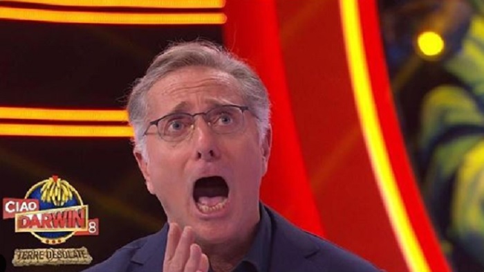 Ciao Darwin 2019, svelate le categorie e i capitani dell’ottava puntata