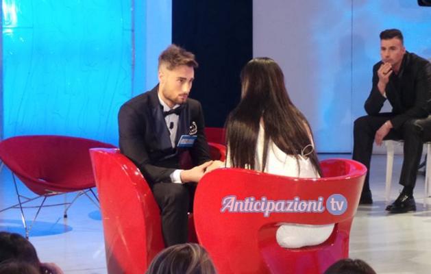 Clamoroso: Valentina ancora presa da Gianluca Tornese? Ecco l’indizio!