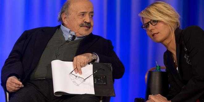 Gossip Uomini e Donne: Costanzo sorprende Maria De Filippi con una frase indimenticabile