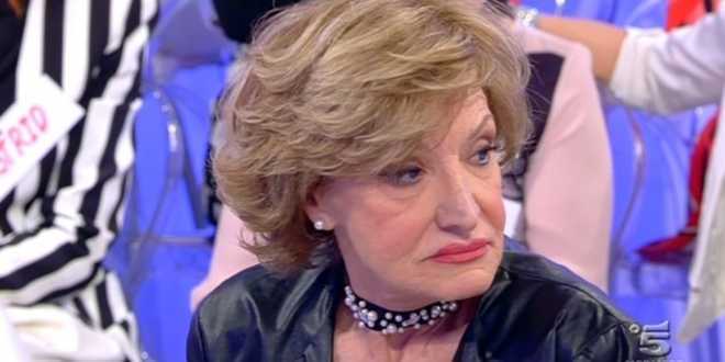 Uomini e Donne trono over: Graziella allontanata dal programma? La De Filippi spaventata