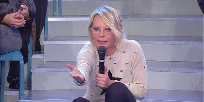Uomini e Donne anticipazioni, la De Filippi si arrabbia con Luigi e Gianni