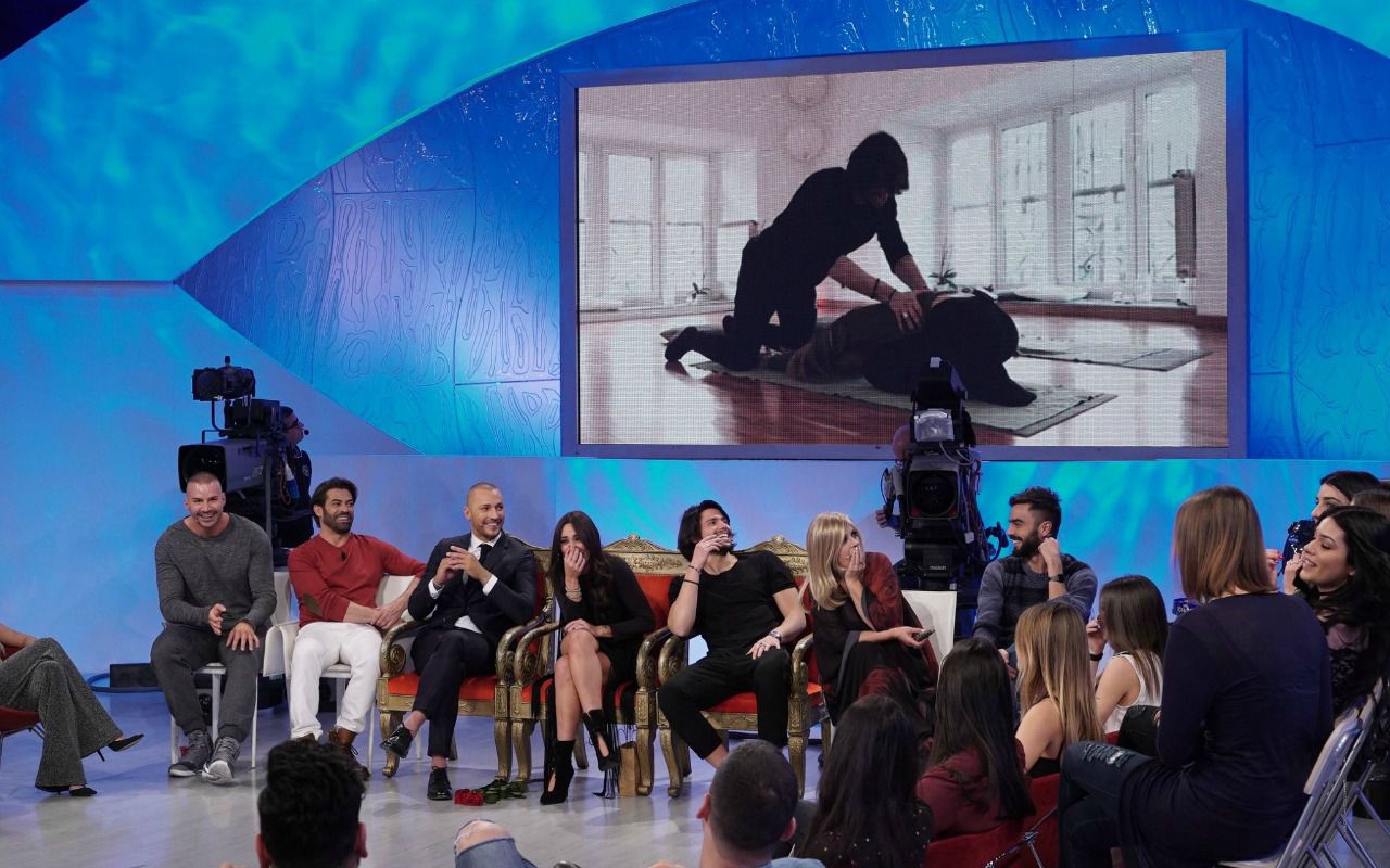 Uomini e Donne news: dopo Sossio e Ursula, un’altra coppia aspetta un figlio!