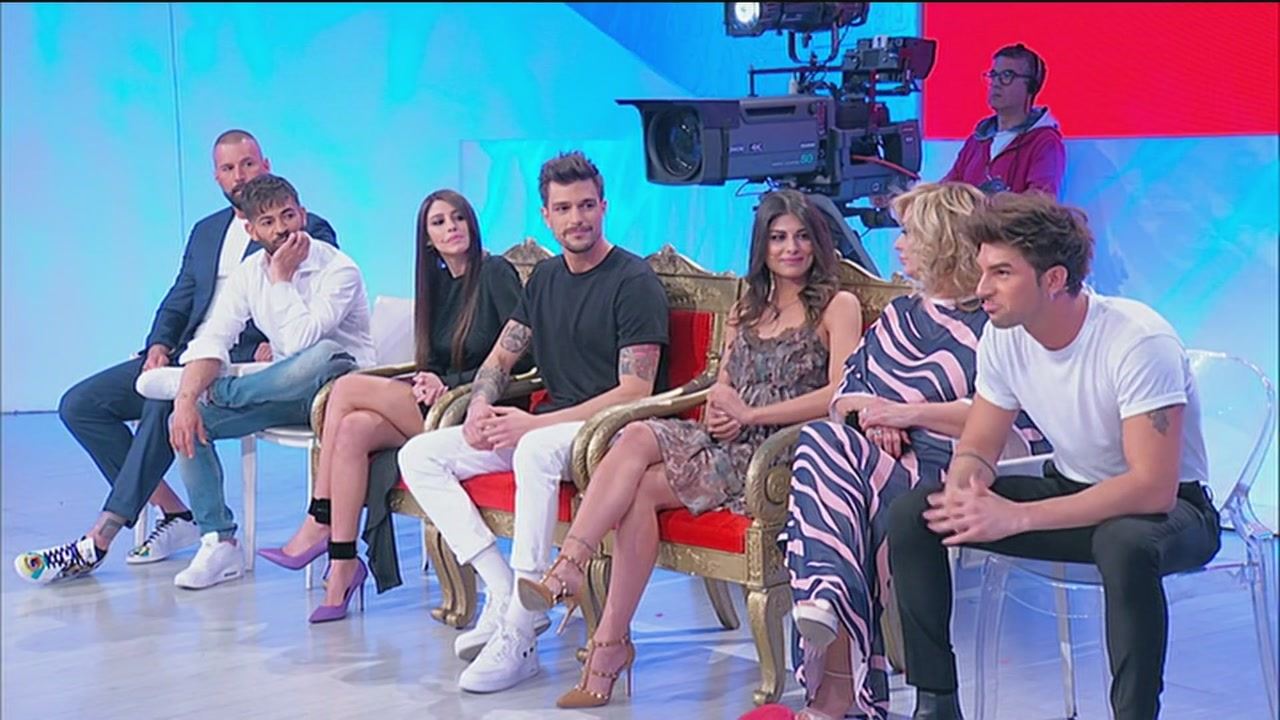 Uomini e Donne anticipazioni, due coppie famose tornano in studio