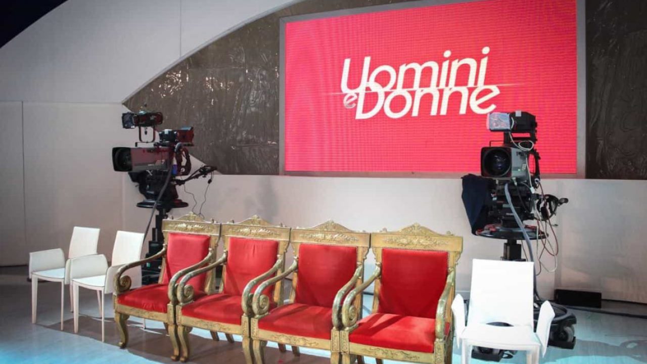 Uomini e Donne gossip, è già crisi per una delle ultime coppie formatesi nel trono classico?