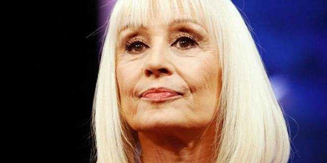 Ecco dove riposeranno le ceneri di Raffaella Carrà