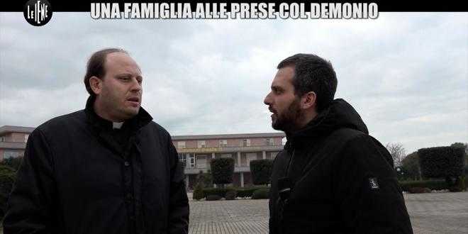 Esorcismi con stupri: Le Iene fanno arrestare il prete che va dalla D’Urso
