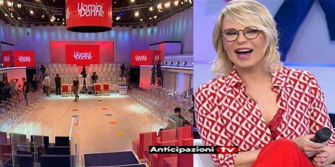 Uomini e Donne, ex corteggiatore ringrazia pubblicamente Maria De Filippi: “A lei devo tutto”