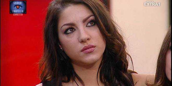 Anticipazioni Uomini e Donne: ex gieffina torna single e viene chiamata sul trono