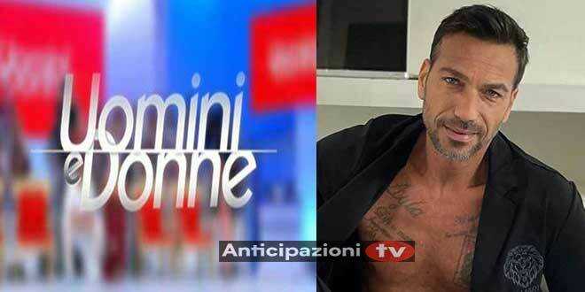 Uomini e Donne, ex tronista affetto da una rara malattia: non si trova una cura