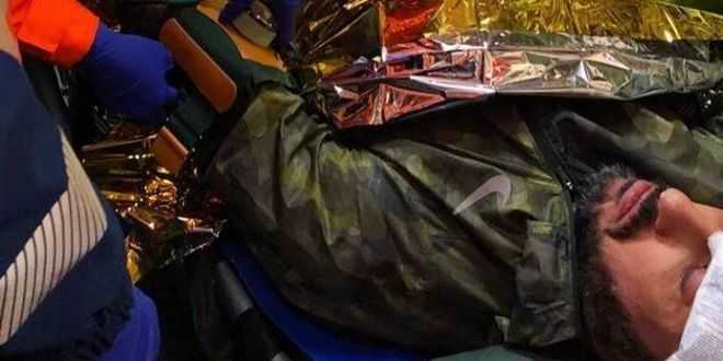 Fabrizio Corona aggredito dagli spacciatori nel bosco della droga, sangue ovunque