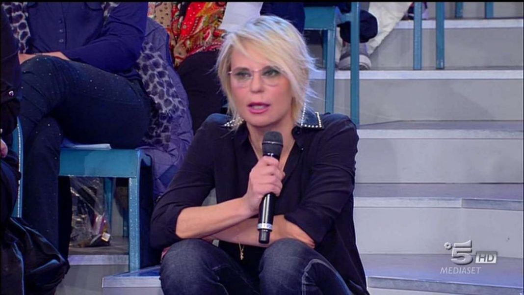 Uomini e Donne, famoso ex tronista torna in televisione con un nuovo programma!