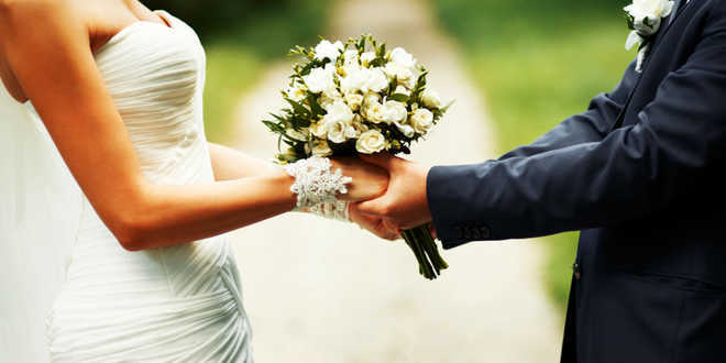 Uomini e Donne gossip, fiori d’arancio per tre coppie famose