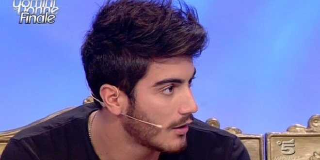 Uomini e Donne gossip: fischi per Riccardo e Camilla! Martina ritorna come corteggiatrice?