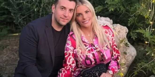 Francesca Cipriani pronta alle nozze: nell’invito spunta l’Iban per i regali