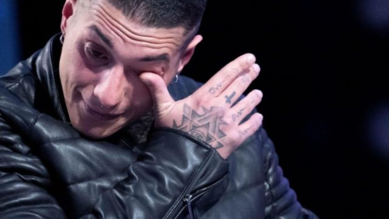 Francesco Chiofalo disperato sui social: “Non mangio, non dormo, sto male”