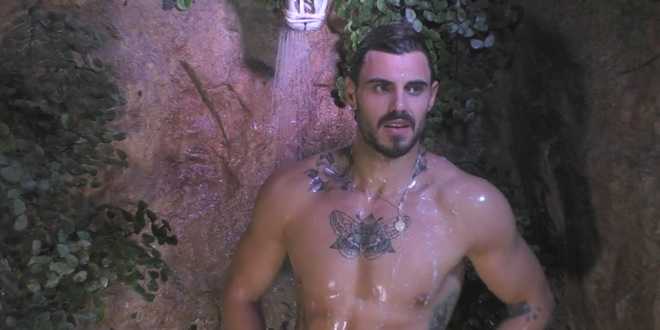 Grande Fratello Vip, Monte svela l’estremo gesto d’amore per Cecilia