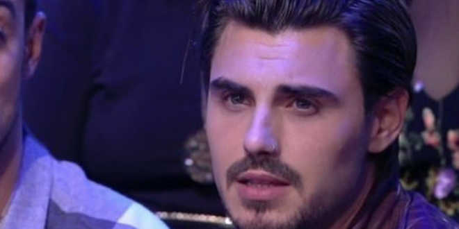 Grande Fratello Vip, Francesco si sfoga sui social e la mamma di Cecilia commenta