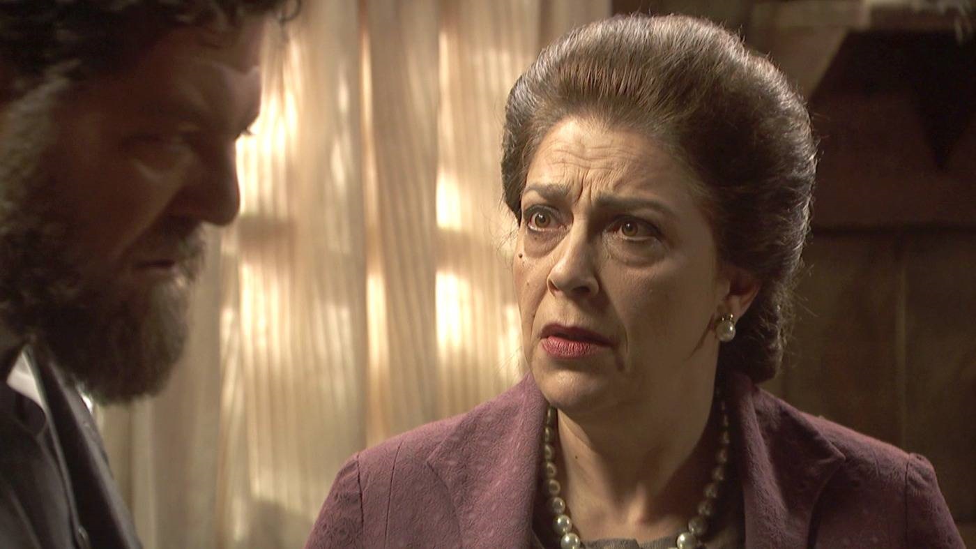 Il Segreto anticipazioni, puntate spagnole: Francisca ordina l’omicidio di Carmelo!