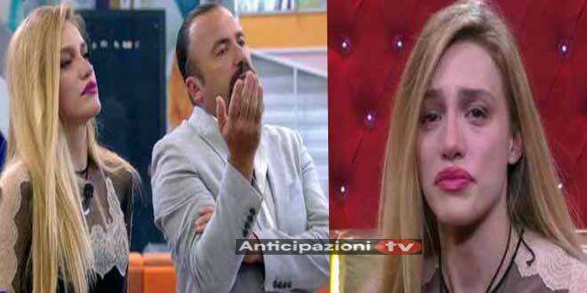 GF 2023, cos’ha detto in albanese il padre di Heidi Baci? Ecco cosa le ha sussurrato all’orecchio