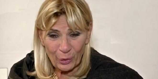 Temptation Island 2018: Gemma arriva nel villaggio e scoppia a piangere