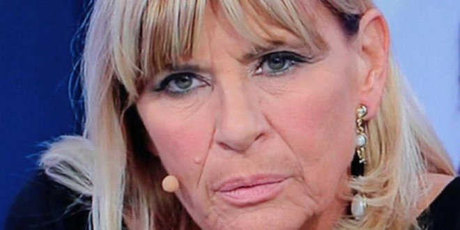 Uomini e donne anticipazioni: Gemma Galgani lascia il programma?