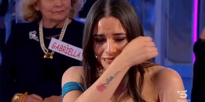 Uomini e Donne, il gesto di Maria De Filippi per Lilli Pugliese