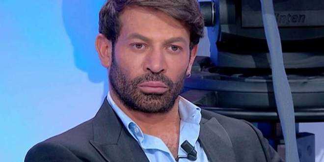 Uomini e Donne, Gianni Sperti sotto accusa per le parole dette ad Andrea Nicole