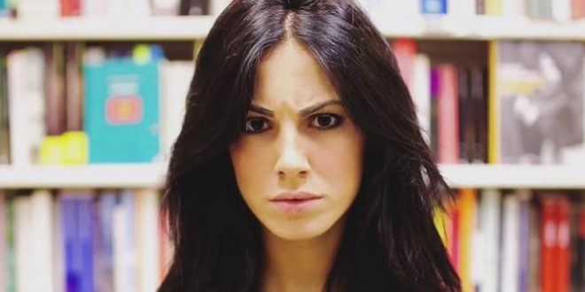 Giulia De Lellis furiosa e derubata