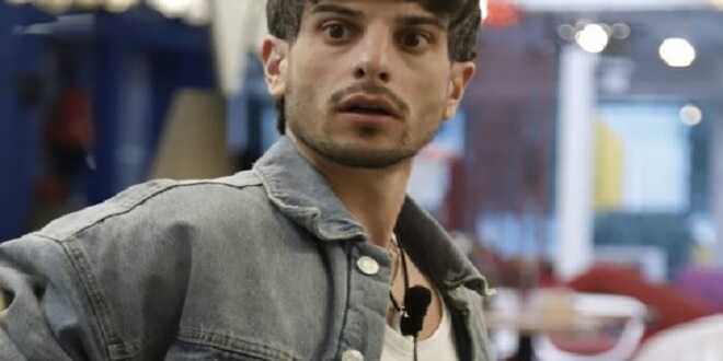 Grande Fratello, Giuseppe Garibaldi in ospedale dopo il malore: interviene la sua famiglia