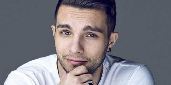 Gossip news, Marco Carta presenta il suo fidanzato