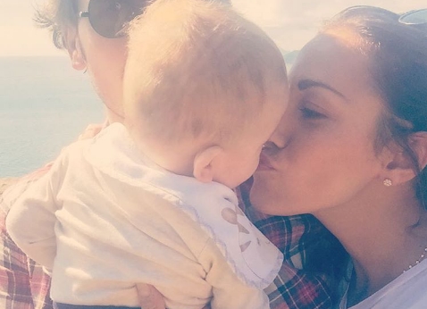 Gossip Uomini e Donne: Teresanna mamma innamorata, fiori d’arancio per Andrea Cerioli e Fabio Colloricchio?