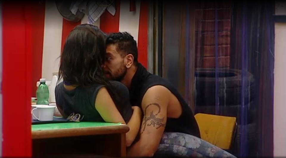 Grande Fratello 14 news: Federica e Alessandro, manovre di riavvicinamento!