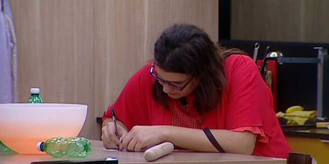 Grande Fratello 14 news: Simone, Rebecca e i commenti negativi su Barbara!