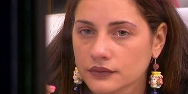 Grande Fratello 2015, edizione 14, news: Oscar fa scoppiare in lacrime Jessica perchè…