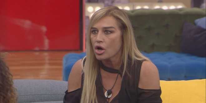 Grande Fratello Vip, Lory Del Santo rischia un malore: “Mi hanno massacrata”