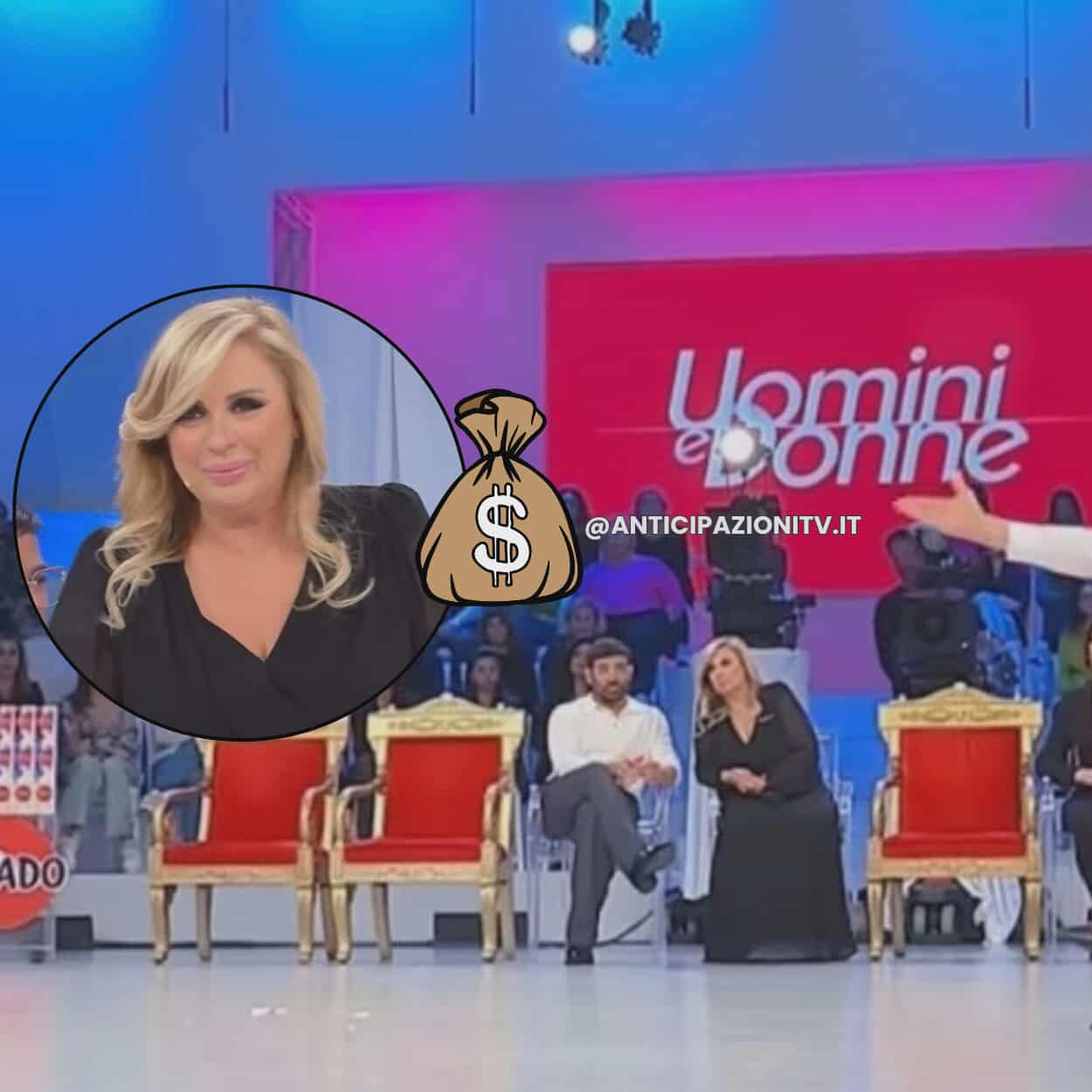 Uomini e Donne, il guadagno di Tina Cipollari: cosa disse un’ex tronista Uomini e Donne, il guadagno di Tina Cipollari: cosa disse un’ex tronista