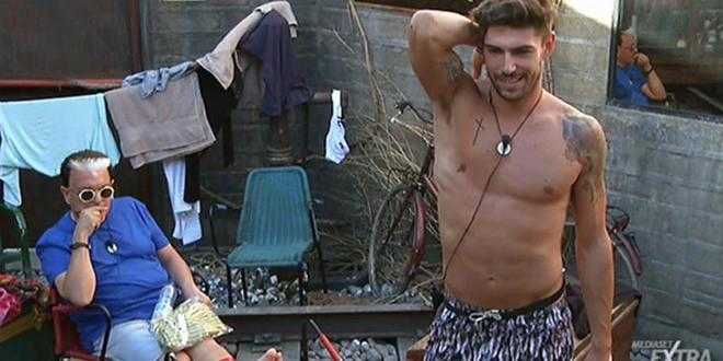 GF VIP 2017: il gioco piccante di Ignazio, Giulia e Aida