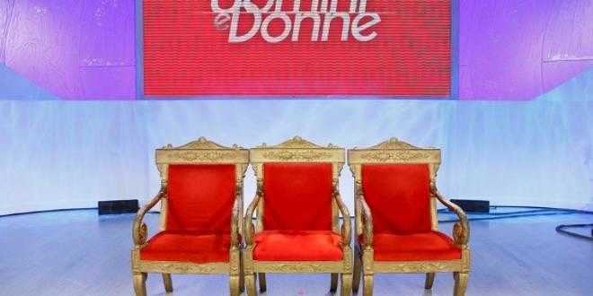 Anticipazioni Uomini e Donne: i nuovi tronisti contattati dalla redazione