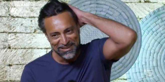 Temptation Island, il web si ribella a Pietro: la frase terribile del compagno della Elia