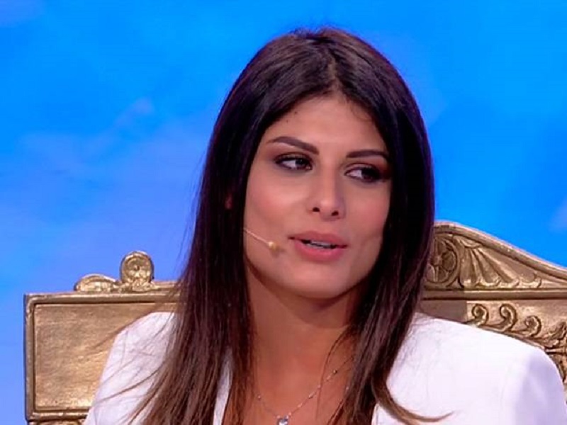 Gossip Uomini e Donne, Irene Capuano contro Giulia Cavaglià: “Uscirà la verità”