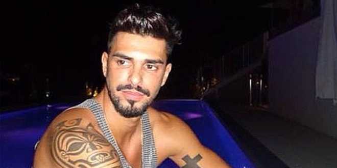 Isola dei Famosi 2016 news: Cristian Gallella arriva sulla zattera… ma potrebbe non approdare mai!