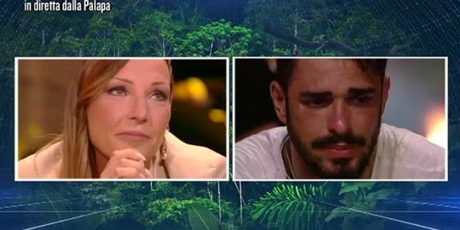 Isola dei Famosi News: la grossa bugia di Cristian Gallella che è sfuggita a tutti… ma non a noi!