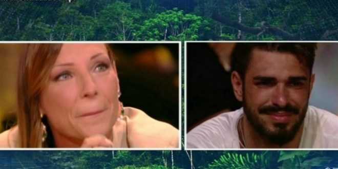 Isola dei Famosi news: spunta anche il nome della presunta amante di Cristian Gallella