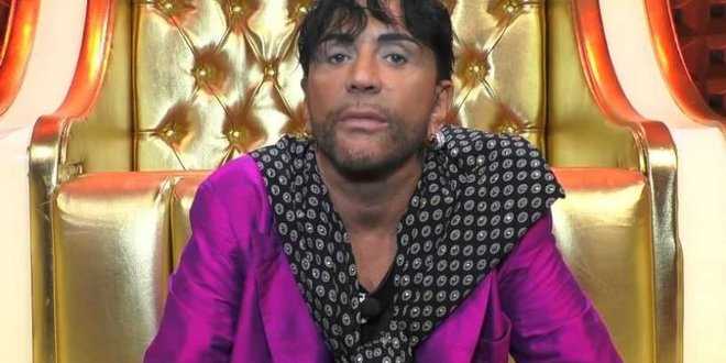 Grande Fratello Vip, Ivan Cattaneo fa infuriare il pubblico: “Gesti gravissimi”