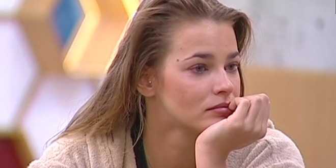Grande Fratello Vip, Ivana in lacrime svela i suoi drammi