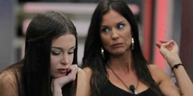 La triste confessione di Antonella Mosetti: “Le ho provate tutte per fermare Asia”