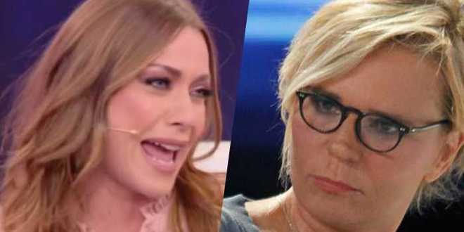Uomini e Donne, la verità sulla cacciata di Karina da parte della De Filippi